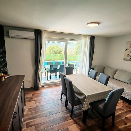 Villa Croatia Sea View With Heated Pool Vinišće Kültér fotó