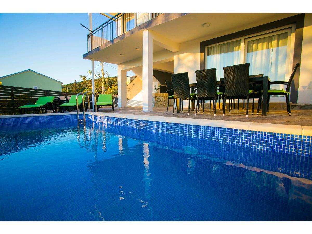 Villa Croatia Sea View With Heated Pool Vinišće Kültér fotó