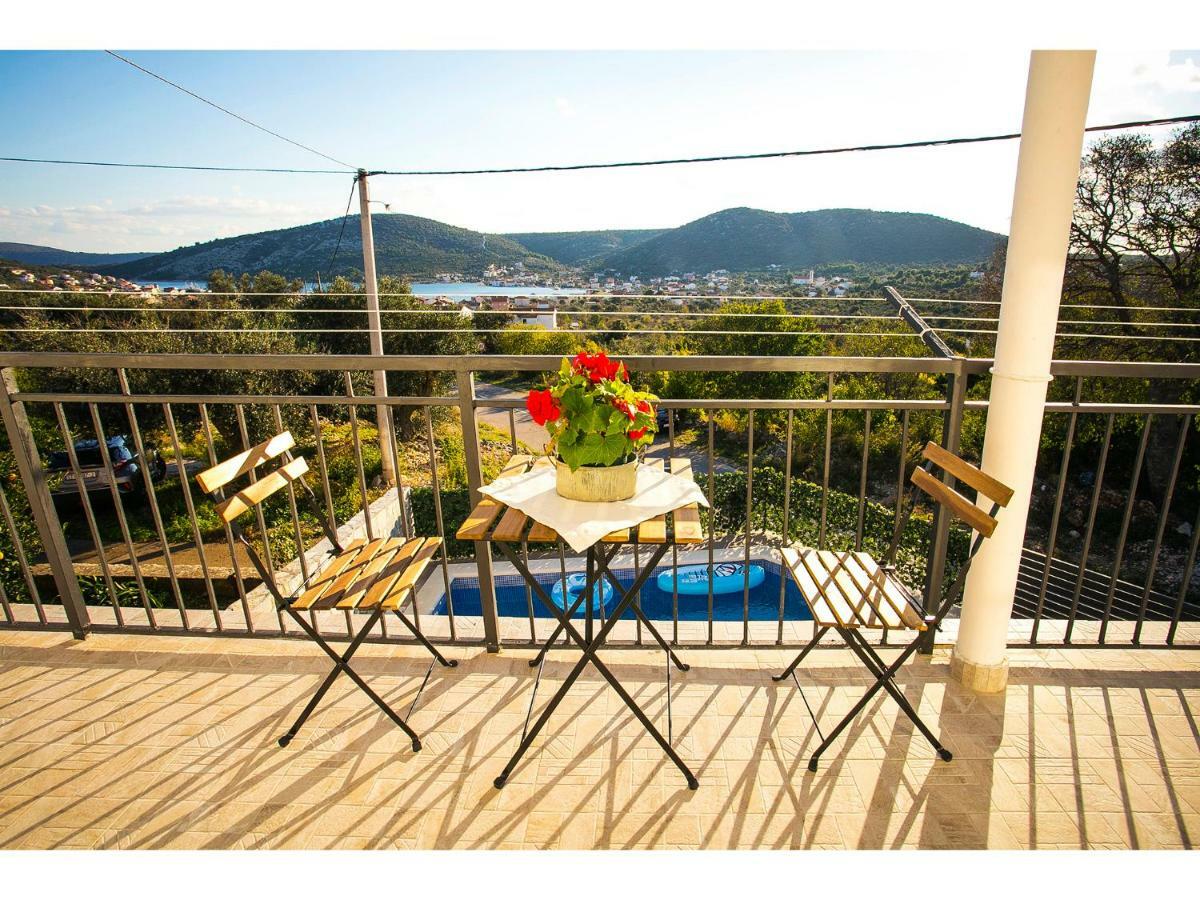 Villa Croatia Sea View With Heated Pool Vinišće Kültér fotó