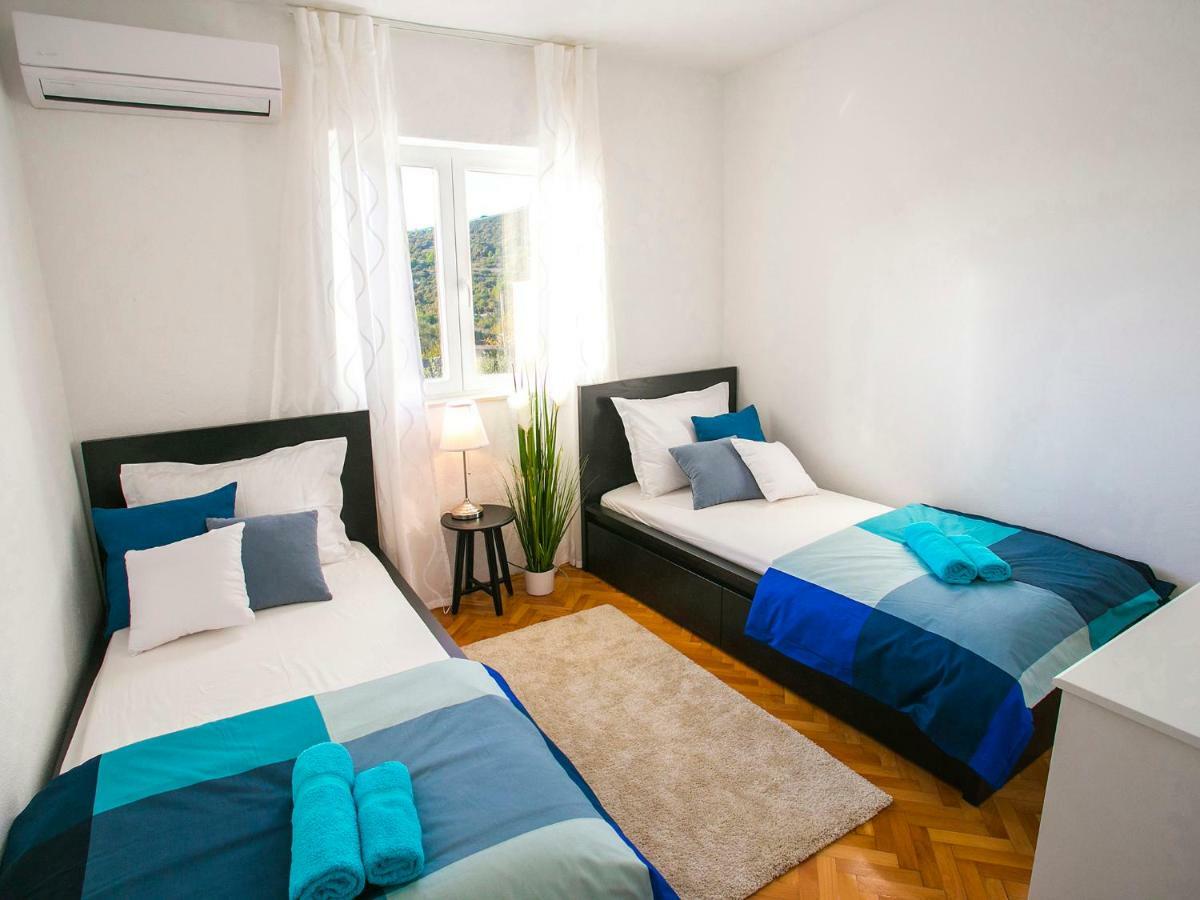 Villa Croatia Sea View With Heated Pool Vinišće Kültér fotó