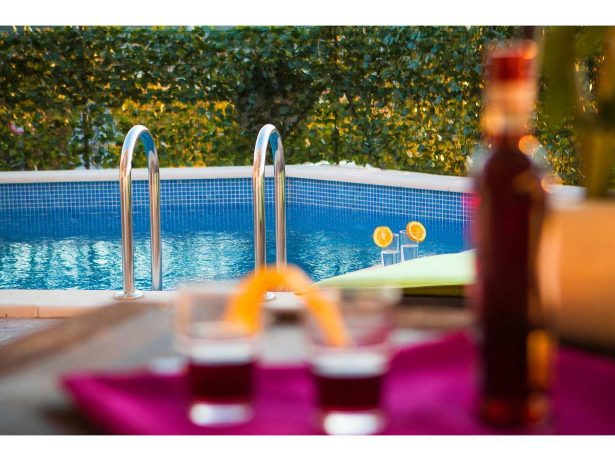 Villa Croatia Sea View With Heated Pool Vinišće Kültér fotó